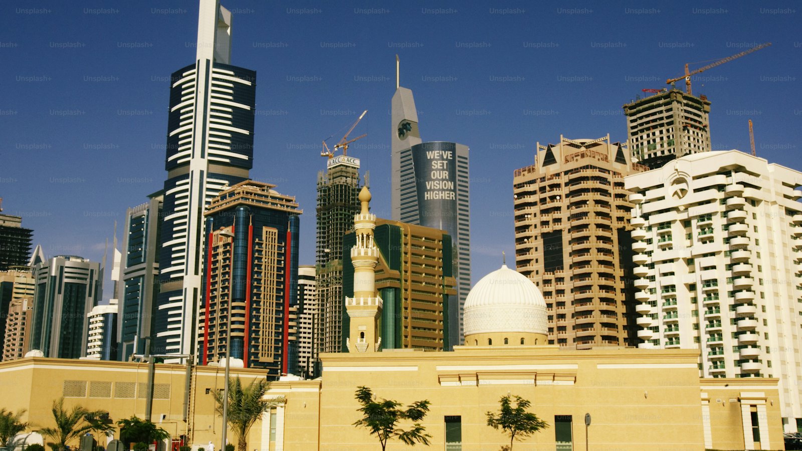 Opening a Personal Bank Account in Dubai: A 2026 Guide